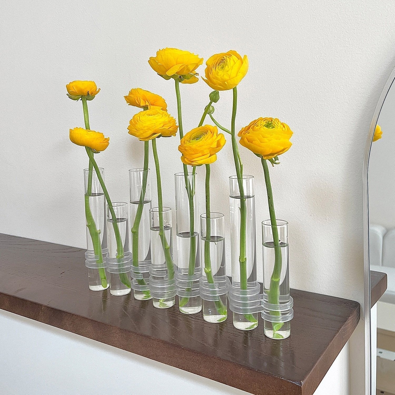 Hinged Flower Vase™ - Modern Table Vase