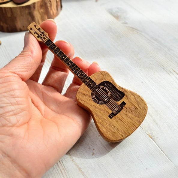 GuitarHolder™ - Personalized Pick Box