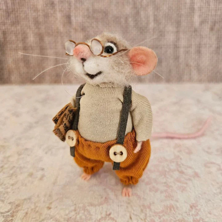 WhiskerWool™ - Handmade needle-felted mouse