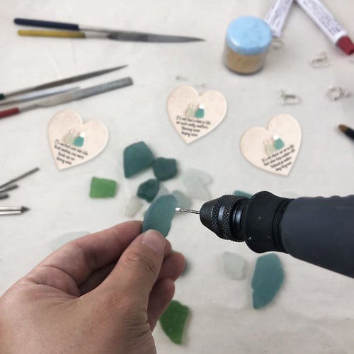 1+1 FREE | Mareya™ – Handcrafted Sea Glass Hearts That Capture Connection