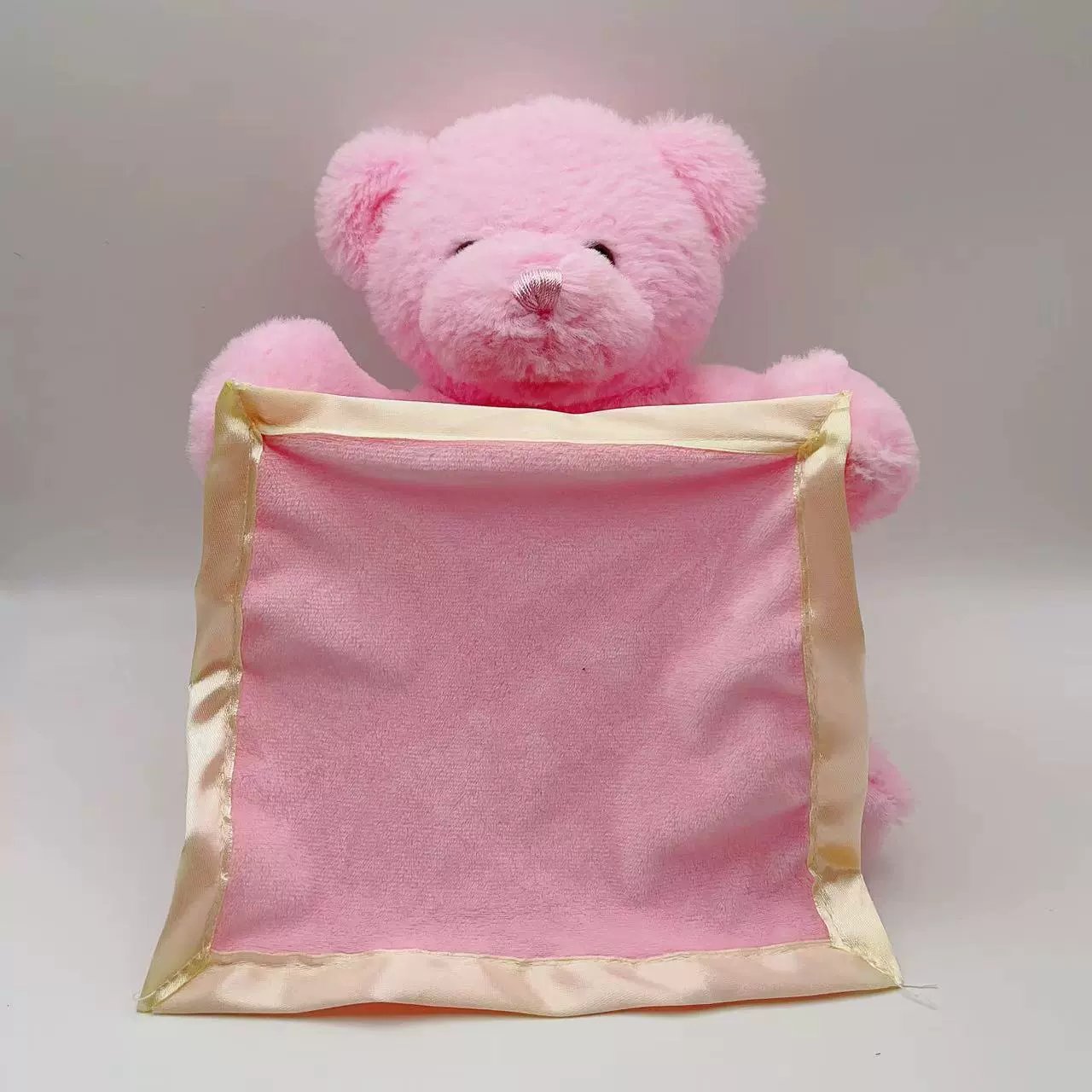 HugHarmony™ - Peekaboo Plush Bear