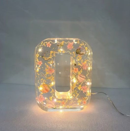FloraGlow™ - Floral Resin Light