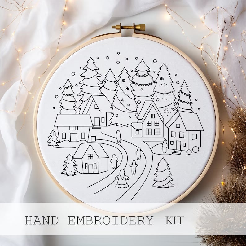 HollyHoop™ - Holiday Embroidery Kit