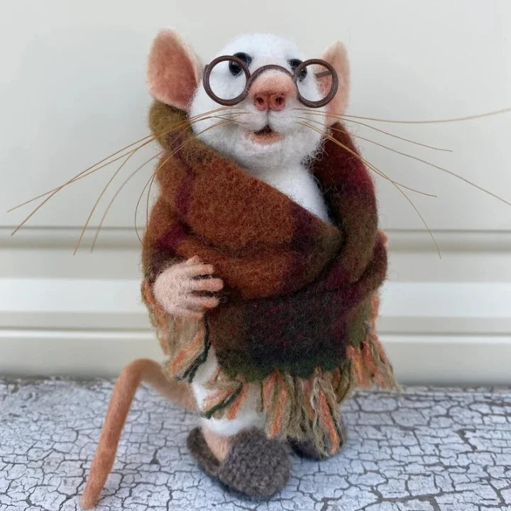WhiskerWool™ - Handmade needle-felted mouse