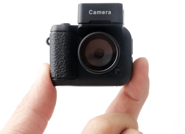 SnapCapsule™ Mini Digital Camera