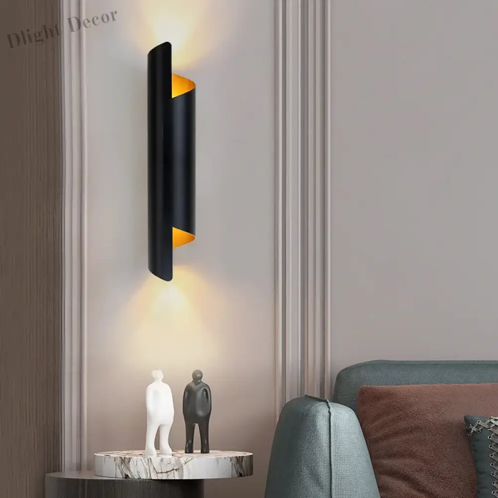 Sophisticated Modern LED Wall Lamp - Radiant Gold Lighting Fixture for Living Rooms, Bedrooms, and Luxurious Entryways
