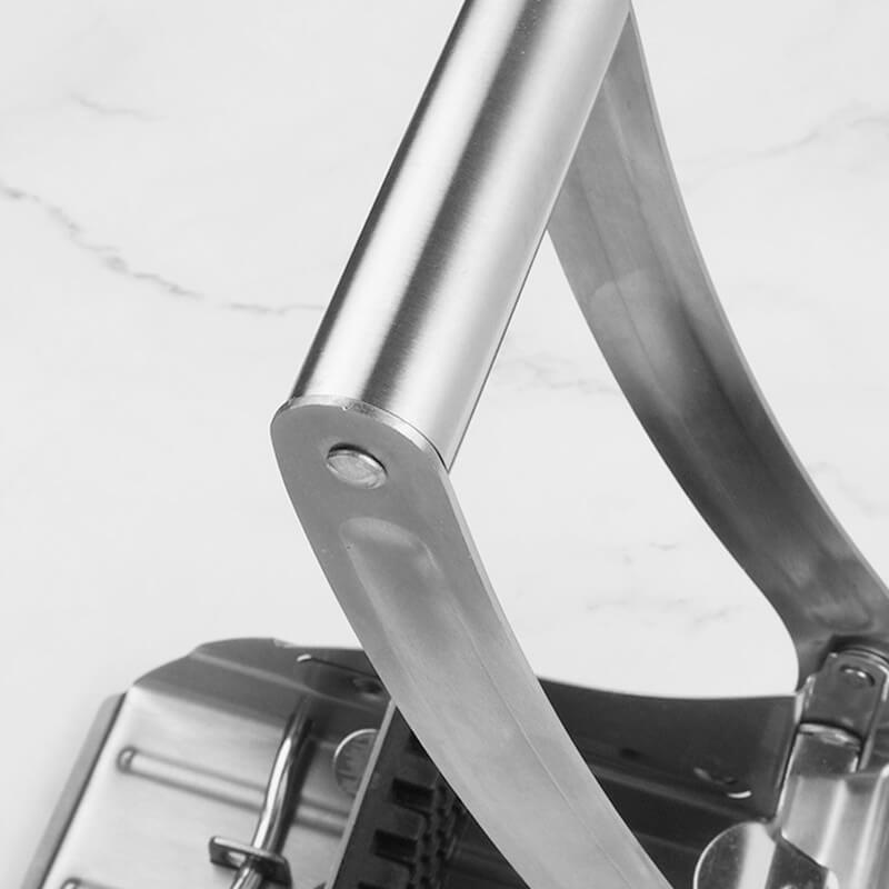 Vegisnap™ – Cut your vegetables in one step